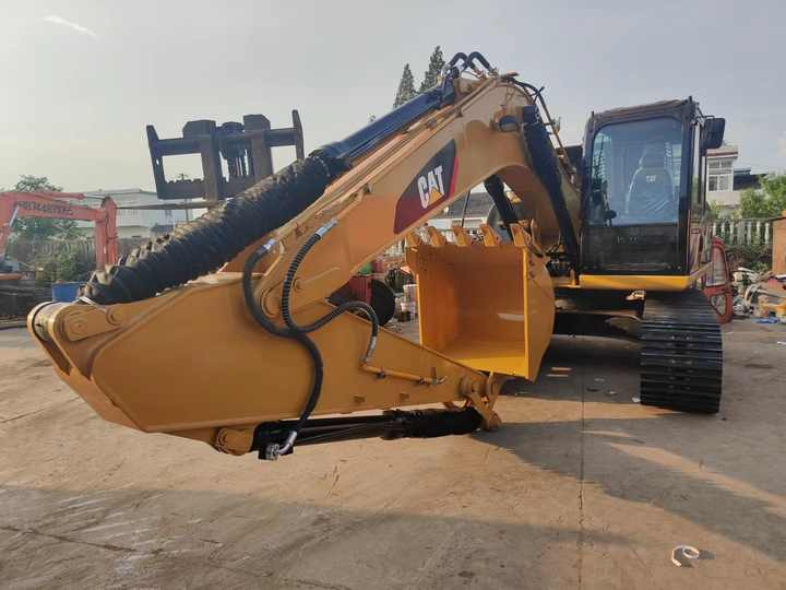 Used Excavator Caterpillar CAT315D Small and Medium-sized Original 15 Ton Excavator CAT315D for Sale - Bager goseničar: slika 3 Used Excavator Caterpillar CAT315D Small and Medium-sized Original 15 Ton Excavator CAT315D for Sale - Bager goseničar: slika 3