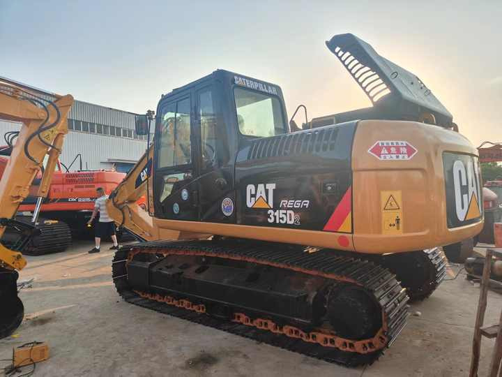 Used Excavator Caterpillar CAT315D Small and Medium-sized Original 15 Ton Excavator CAT315D for Sale - Bager goseničar: slika 5 Used Excavator Caterpillar CAT315D Small and Medium-sized Original 15 Ton Excavator CAT315D for Sale - Bager goseničar: slika 5