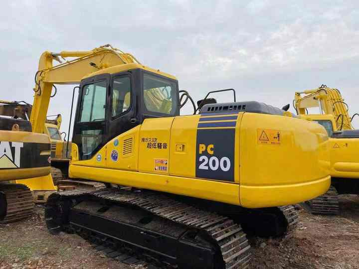 Used Good Quality Japan Original PC200-7 in Good Condition PC200-7 Komatsu - Bager goseničar: slika 2 Used Good Quality Japan Original PC200-7 in Good Condition PC200-7 Komatsu - Bager goseničar: slika 2