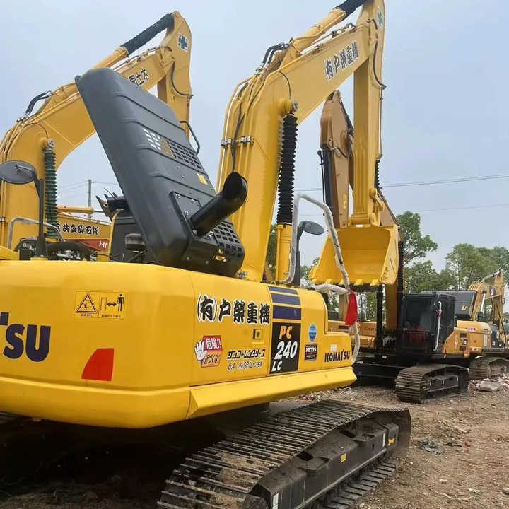 Used Good Quality Japan Original PC240-8 in Good Condition PC240-8 Komatsu - Bager goseničar: slika 1 Used Good Quality Japan Original PC240-8 in Good Condition PC240-8 Komatsu - Bager goseničar: slika 1