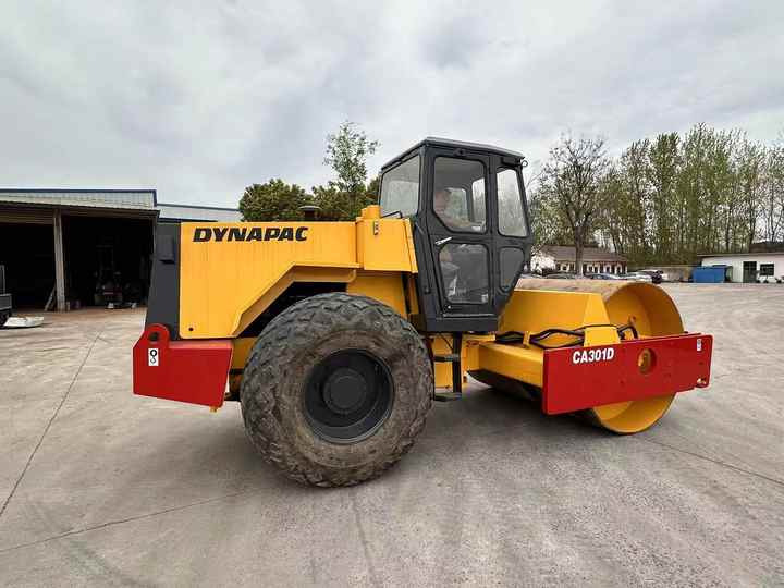 Used Heavy Construction Equipment Dynapac Ca301d Second Hand Road Rollers Used Machine Hot Sale - Cestni valjar: slika 5 Used Heavy Construction Equipment Dynapac Ca301d Second Hand Road Rollers Used Machine Hot Sale - Cestni valjar: slika 5