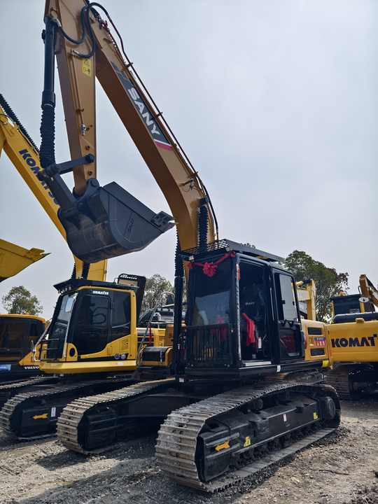 Used Heavy Construction Equipment Sany Sy215 Excavator Used Machine - Bager goseničar: slika 2 Used Heavy Construction Equipment Sany Sy215 Excavator Used Machine - Bager goseničar: slika 2
