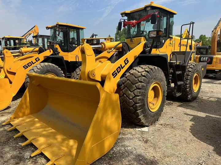 Used SDLG 956F Wheel Loader in Good Condition Hot Sale Chinese Brand Sdlg Used SDLG 956F Loader for Sale - Kolesni nakladalec: slika 5 Used SDLG 956F Wheel Loader in Good Condition Hot Sale Chinese Brand Sdlg Used SDLG 956F Loader for Sale - Kolesni nakladalec: slika 5