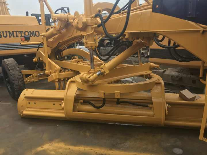 Used komatsu Gd505a Gd505 Motor Grader - Greder: slika 5 Used komatsu Gd505a Gd505 Motor Grader - Greder: slika 5