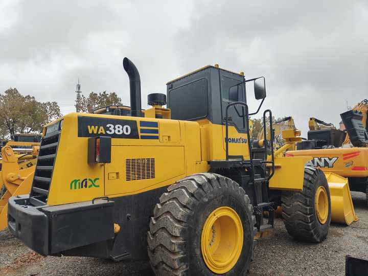Used komatsu WA380-3 Wheel Loader Hot Sale Original Japan Brand Koamtsu Wheel Loader for Sale - Kolesni nakladalec: slika 3 Used komatsu WA380-3 Wheel Loader Hot Sale Original Japan Brand Koamtsu Wheel Loader for Sale - Kolesni nakladalec: slika 3