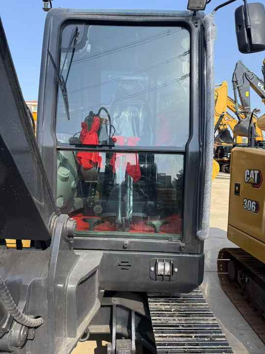 Used volvo Ec60 Mini 6tons Excavator in Stock for Sale Excellent Condition volvo Ec60 Ec140 Excavator Low Working Hours - Bager: slika 3 Used volvo Ec60 Mini 6tons Excavator in Stock for Sale Excellent Condition volvo Ec60 Ec140 Excavator Low Working Hours - Bager: slika 3