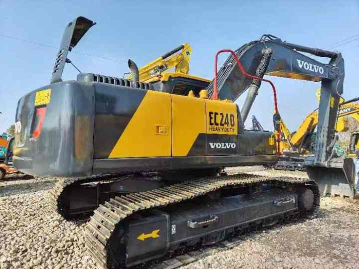 Used volvo ec240 excavator for sale korea brand volvo ec210 240 250 290 300 excavator for sale - Bager: slika 5 Used volvo ec240 excavator for sale korea brand volvo ec210 240 250 290 300 excavator for sale - Bager: slika 5