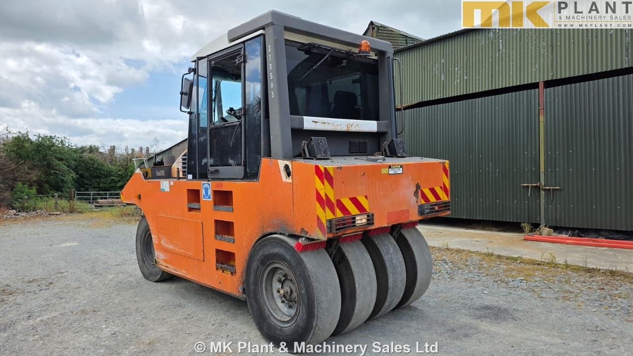 BOMAG BW24R (Stavostroj VP2400 / Ammann AP2400) - Pnevmatski valjar: slika 2 BOMAG BW24R (Stavostroj VP2400 / Ammann AP2400) - Pnevmatski valjar: slika 2