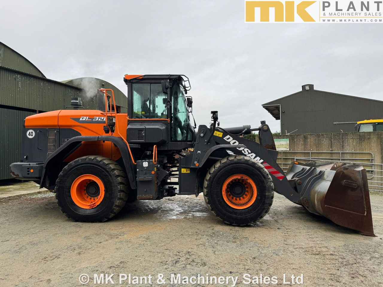 DOOSAN DL320-7 - Kolesni nakladalec: slika 4 DOOSAN DL320-7 - Kolesni nakladalec: slika 4