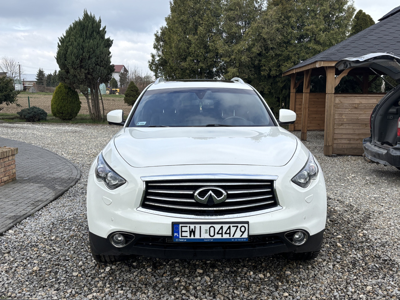 Infiniti QX70 FX30 Diesel V6 Euro6 - SUV: slika 2 Infiniti QX70 FX30 Diesel V6 Euro6 - SUV: slika 2