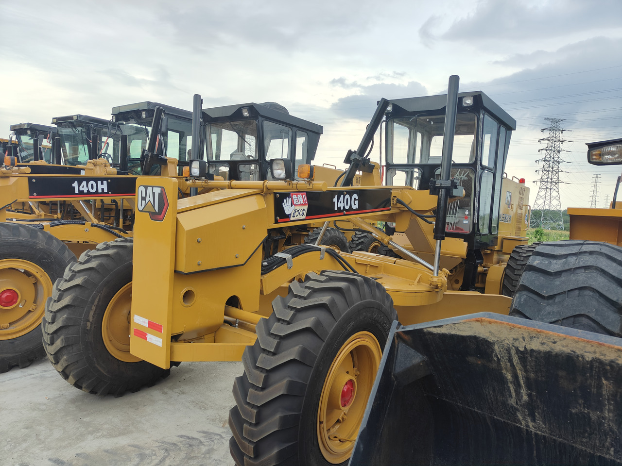 CATERPILLAR 140G - Greder: slika 1 CATERPILLAR 140G - Greder: slika 1