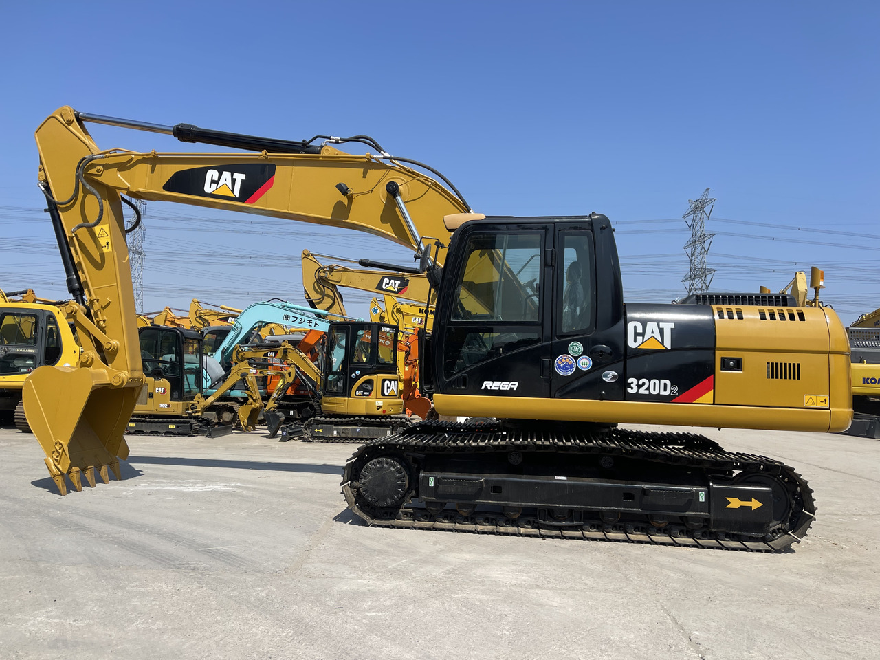 CATERPILLAR 320D2 - Bager goseničar: slika 1 CATERPILLAR 320D2 - Bager goseničar: slika 1