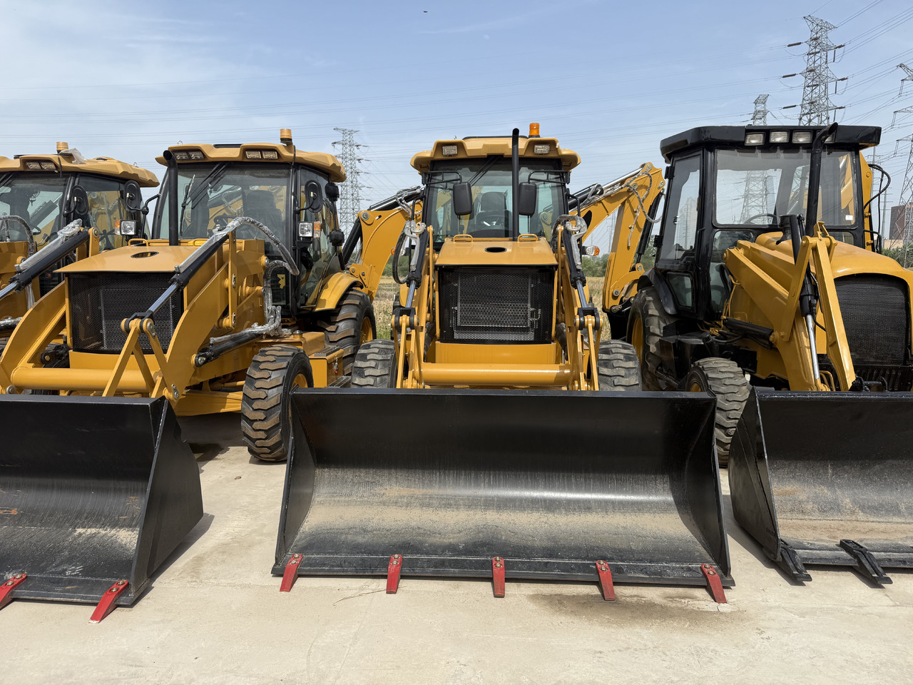 CATERPILLAR 416F - Bager nakladalec: slika 4 CATERPILLAR 416F - Bager nakladalec: slika 4