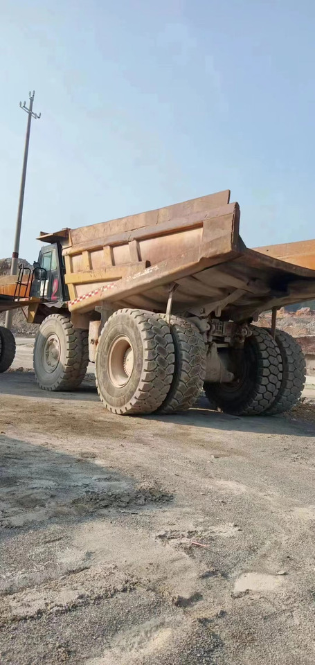 CATERPILLAR 773D - Tovornjak prekucnik: slika 4 CATERPILLAR 773D - Tovornjak prekucnik: slika 4