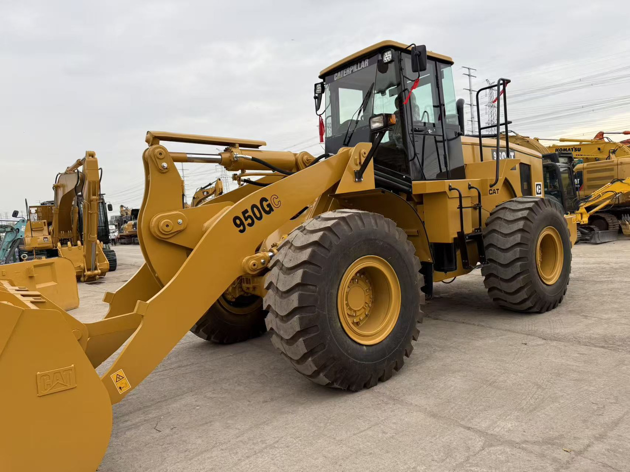 CATERPILLAR 950GC - Kolesni nakladalec: slika 3 CATERPILLAR 950GC - Kolesni nakladalec: slika 3
