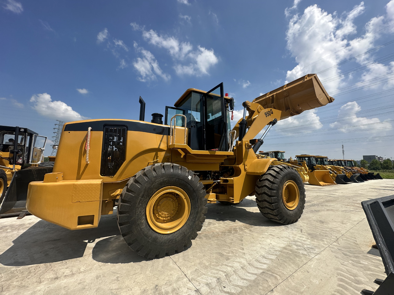 CATERPILLAR 950GC - Kolesni nakladalec: slika 5 CATERPILLAR 950GC - Kolesni nakladalec: slika 5