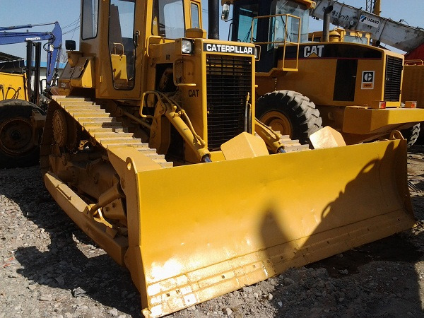 CATERPILLAR D5H - Buldožer: slika 4 CATERPILLAR D5H - Buldožer: slika 4