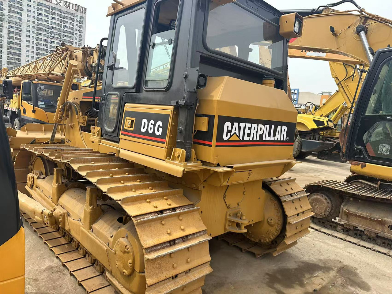 CATERPILLAR D6G - Buldožer: slika 1 CATERPILLAR D6G - Buldožer: slika 1