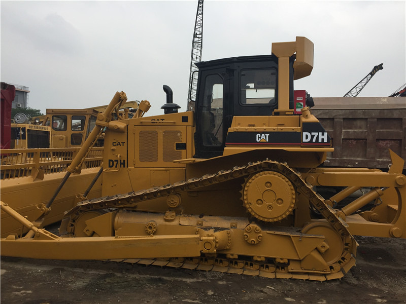 CATERPILLAR D7H - Buldožer: slika 3 CATERPILLAR D7H - Buldožer: slika 3