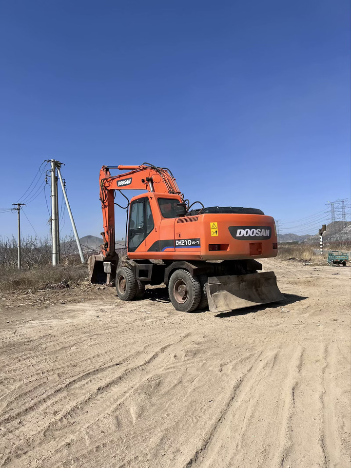 DOOSAN DH210W-7 - Bager na kolesih: slika 5 DOOSAN DH210W-7 - Bager na kolesih: slika 5