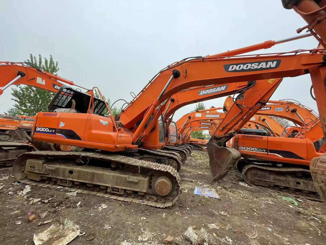 DOOSAN DH300LC-7 - Bager goseničar: slika 1 DOOSAN DH300LC-7 - Bager goseničar: slika 1