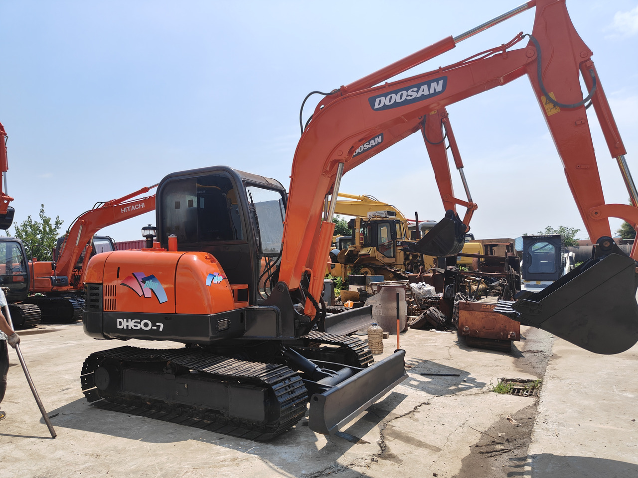 DOOSAN DH60-7 - Bager goseničar: slika 1 DOOSAN DH60-7 - Bager goseničar: slika 1