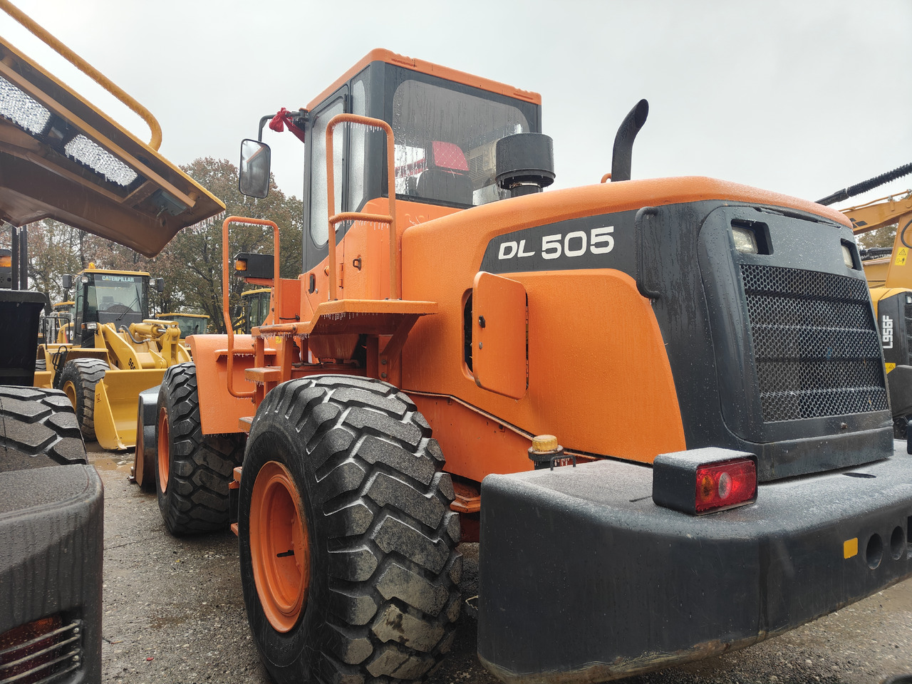 DOOSAN DL505 - Kolesni nakladalec: slika 1 DOOSAN DL505 - Kolesni nakladalec: slika 1