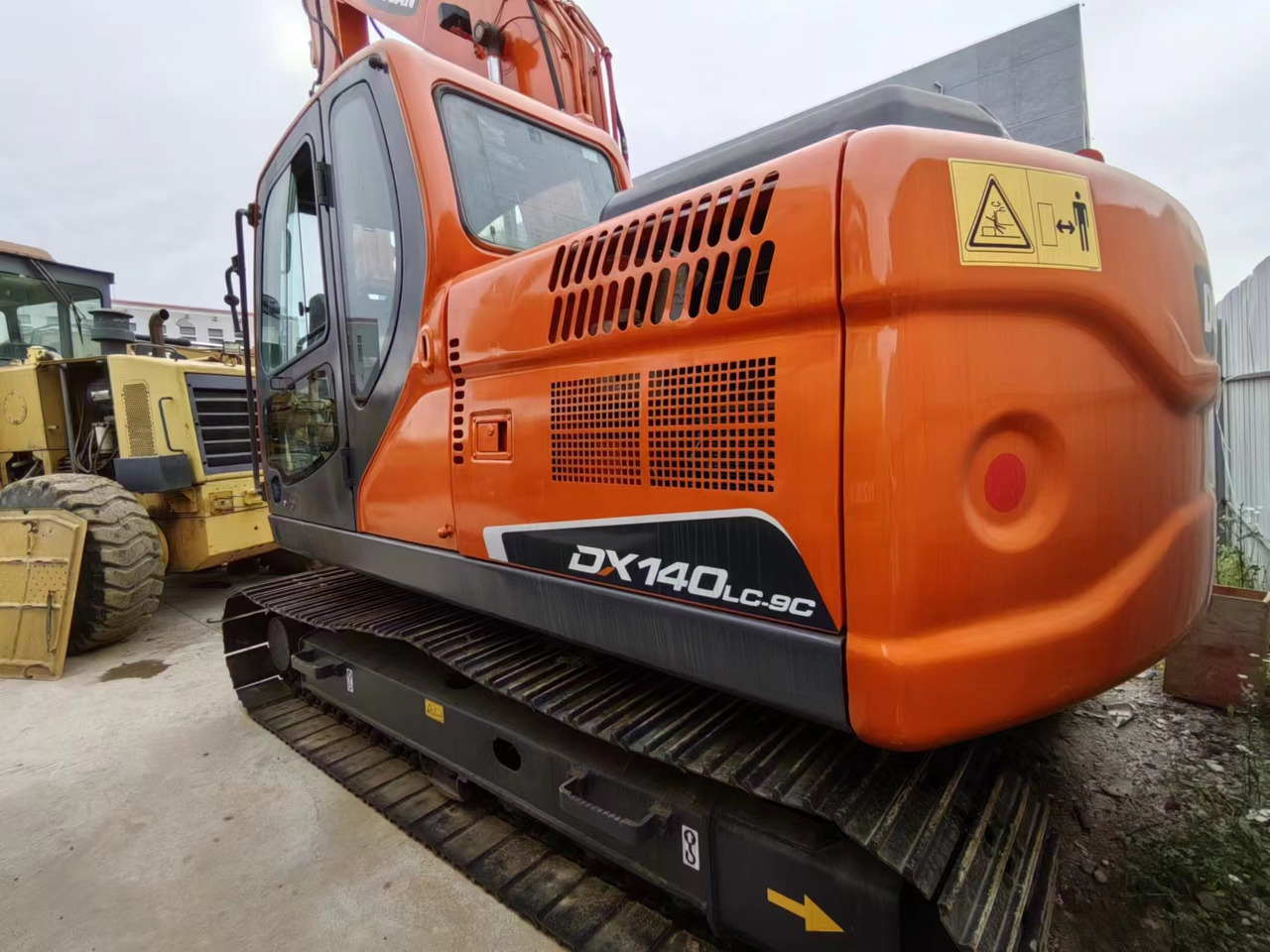 DOOSAN DX140-9C - Bager goseničar: slika 3 DOOSAN DX140-9C - Bager goseničar: slika 3