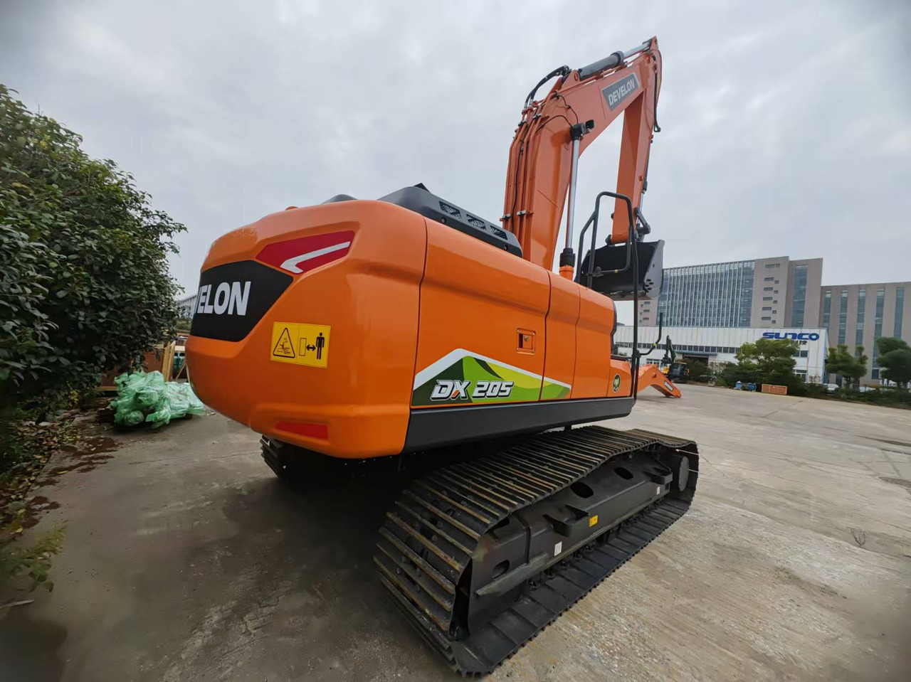 DOOSAN DX205 - Bager goseničar: slika 1 DOOSAN DX205 - Bager goseničar: slika 1