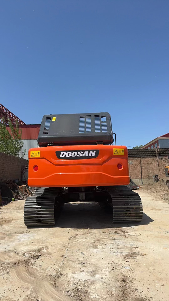 DOOSAN DX225LC-7 - Bager goseničar: slika 2 DOOSAN DX225LC-7 - Bager goseničar: slika 2