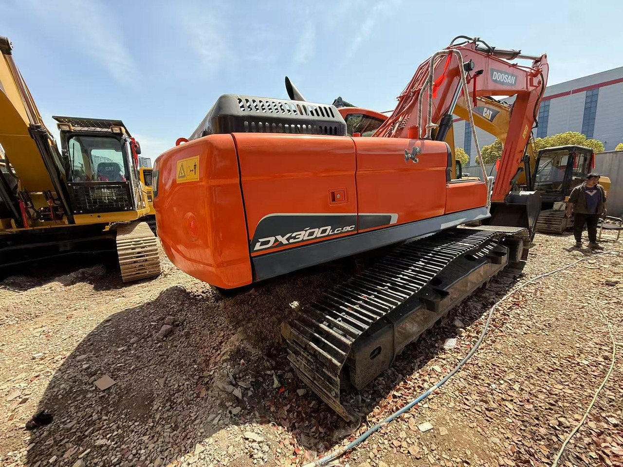 DOOSAN DX300LC-9C - Bager goseničar: slika 3 DOOSAN DX300LC-9C - Bager goseničar: slika 3