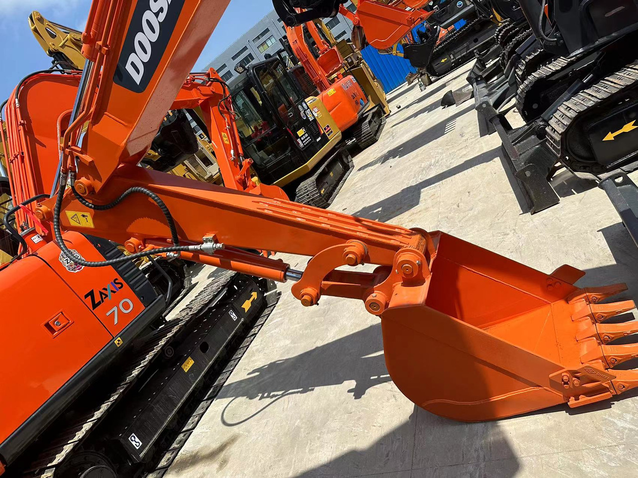 DOOSAN DX55-9C - Bager goseničar: slika 3 DOOSAN DX55-9C - Bager goseničar: slika 3