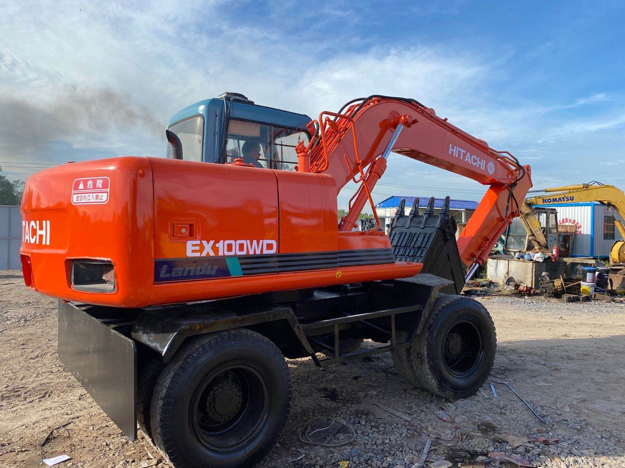 HITACHI EX100WD - Bager na kolesih: slika 3 HITACHI EX100WD - Bager na kolesih: slika 3