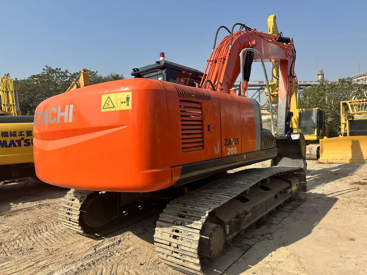 HITACHI ZX200-3 - Bager goseničar: slika 2 HITACHI ZX200-3 - Bager goseničar: slika 2