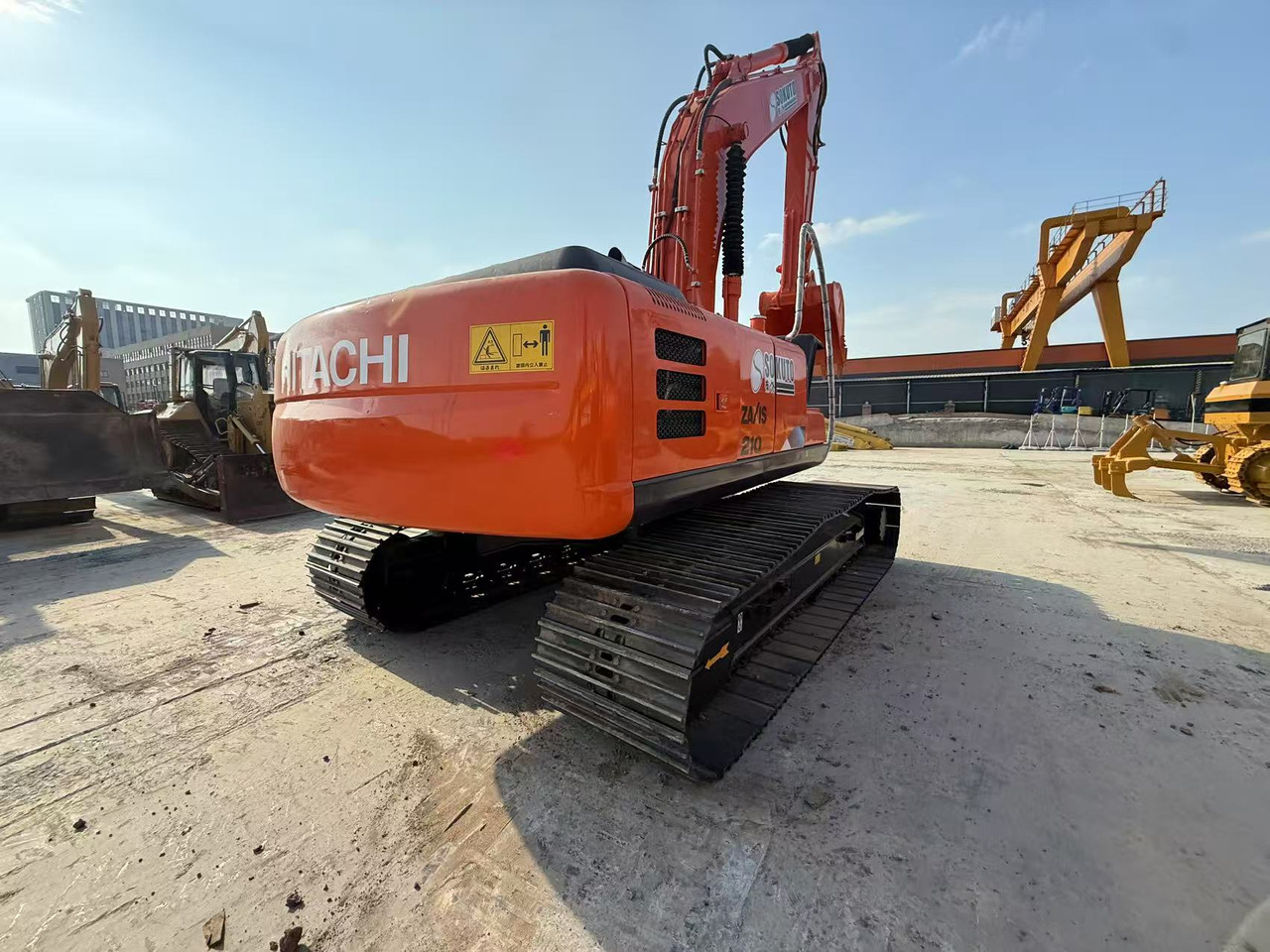 HITACHI ZX210-3G - Bager goseničar: slika 4 HITACHI ZX210-3G - Bager goseničar: slika 4