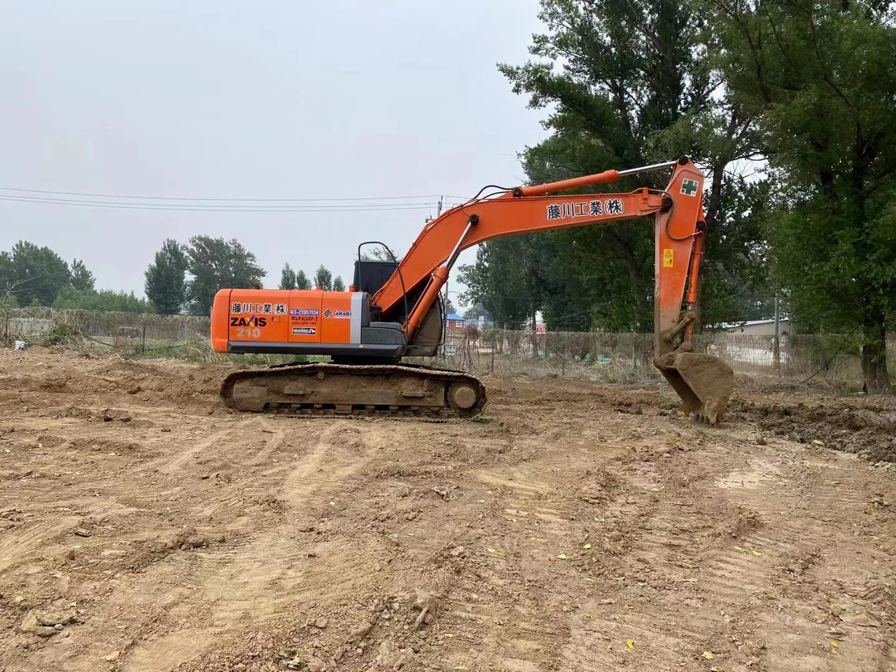 HITACHI ZX210-3G - Bager goseničar: slika 4 HITACHI ZX210-3G - Bager goseničar: slika 4