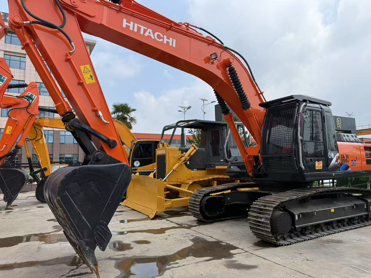 HITACHI ZX350-3G - Bager goseničar: slika 1 HITACHI ZX350-3G - Bager goseničar: slika 1