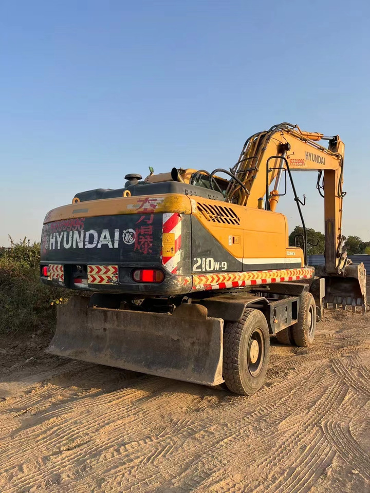 HYUNDAI R210W-9 - Bager na kolesih: slika 3 HYUNDAI R210W-9 - Bager na kolesih: slika 3