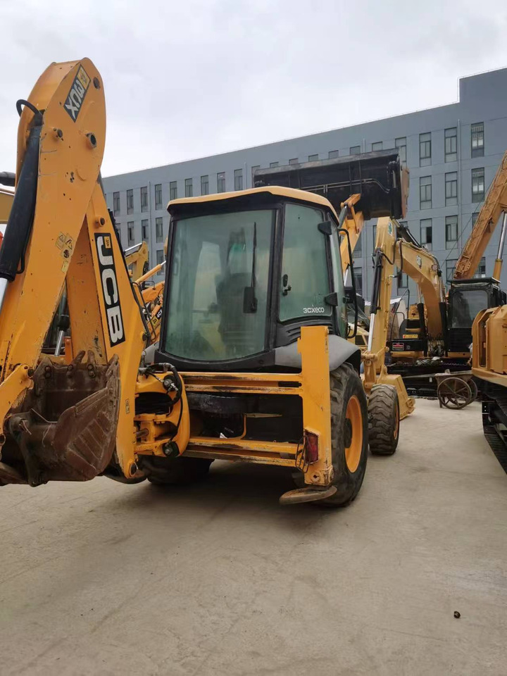 JCB 3CX - Bager nakladalec: slika 2 JCB 3CX - Bager nakladalec: slika 2