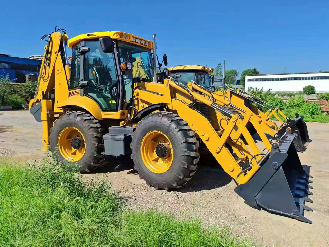 JCB 4CX - Bager nakladalec: slika 1 JCB 4CX - Bager nakladalec: slika 1