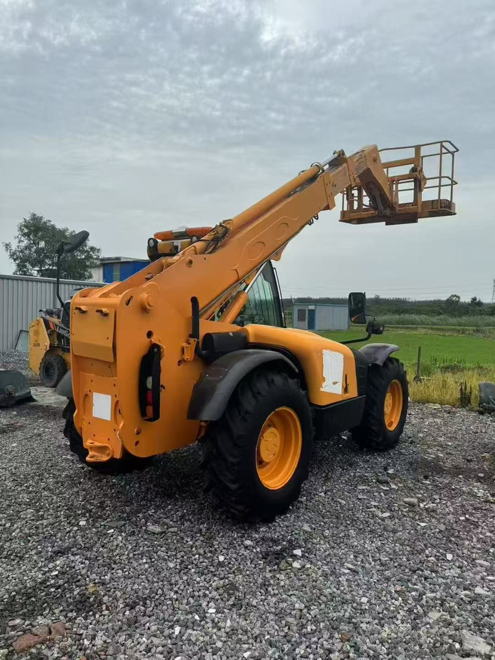 JCB 535 - Teleskopski viličar: slika 1 JCB 535 - Teleskopski viličar: slika 1