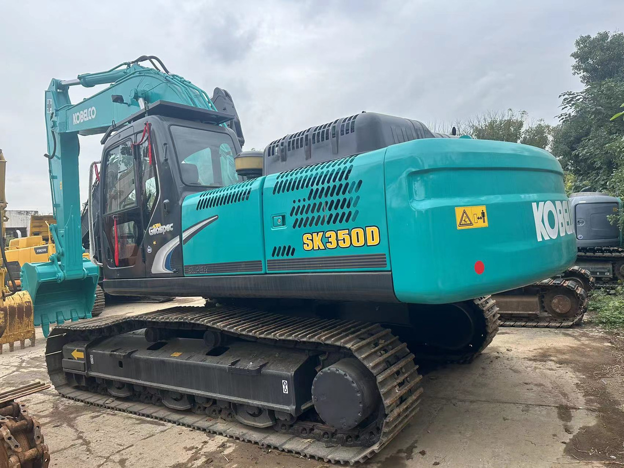 KOBELCO SK350-10 - Mini bager: slika 1 KOBELCO SK350-10 - Mini bager: slika 1