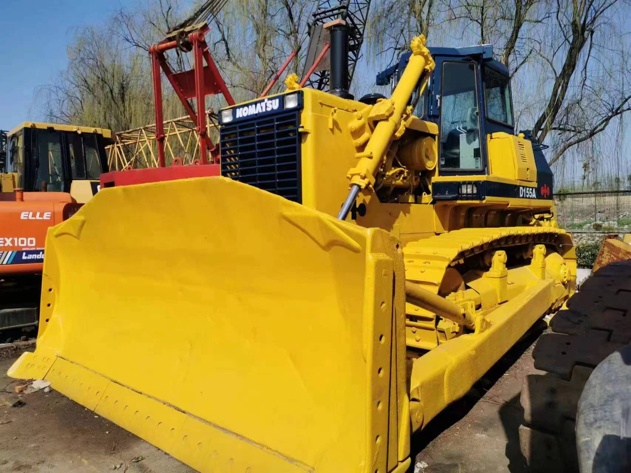 KOMATSU D155A-2 - Buldožer: slika 2 KOMATSU D155A-2 - Buldožer: slika 2