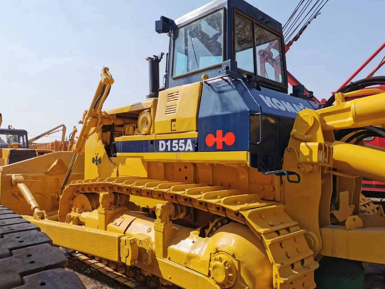 KOMATSU D155A-2 - Buldožer: slika 1 KOMATSU D155A-2 - Buldožer: slika 1