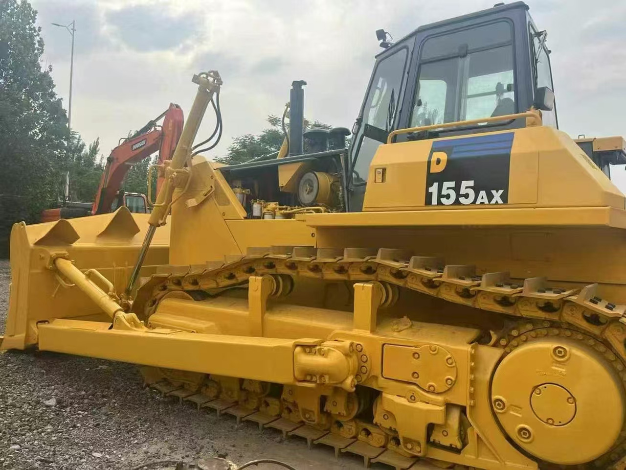 KOMATSU D155A-5 - Buldožer: slika 5 KOMATSU D155A-5 - Buldožer: slika 5