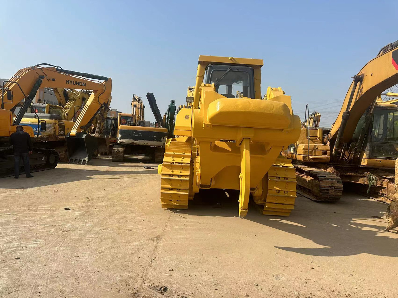 KOMATSU D155A-5 - Buldožer: slika 4 KOMATSU D155A-5 - Buldožer: slika 4
