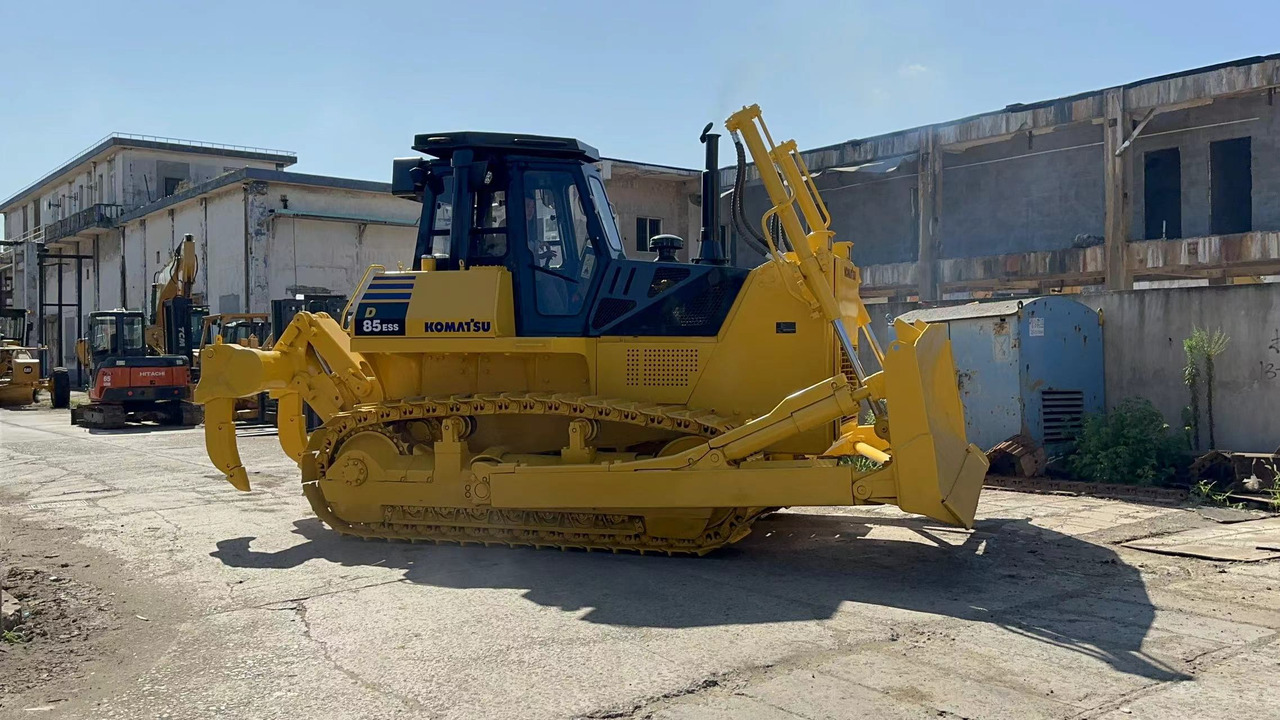 KOMATSU D85ESS - Buldožer: slika 1 KOMATSU D85ESS - Buldožer: slika 1