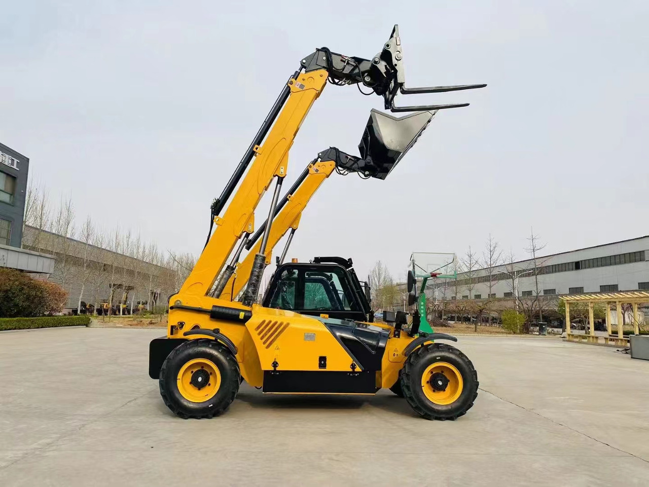 KOMATSU Longer boom - Diesel viličar: slika 2 KOMATSU Longer boom - Diesel viličar: slika 2