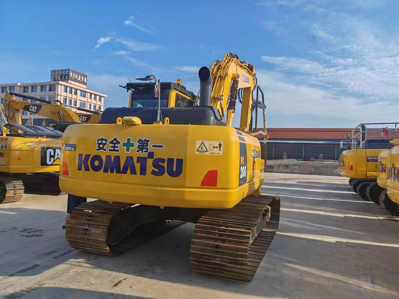 KOMATSU PC200-8 - Bager goseničar: slika 3 KOMATSU PC200-8 - Bager goseničar: slika 3