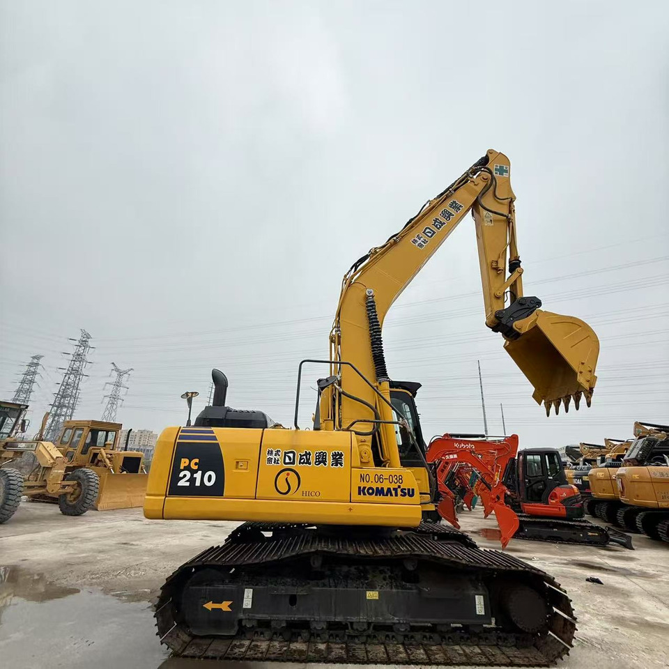 KOMATSU PC210-8 - Bager goseničar: slika 2 KOMATSU PC210-8 - Bager goseničar: slika 2